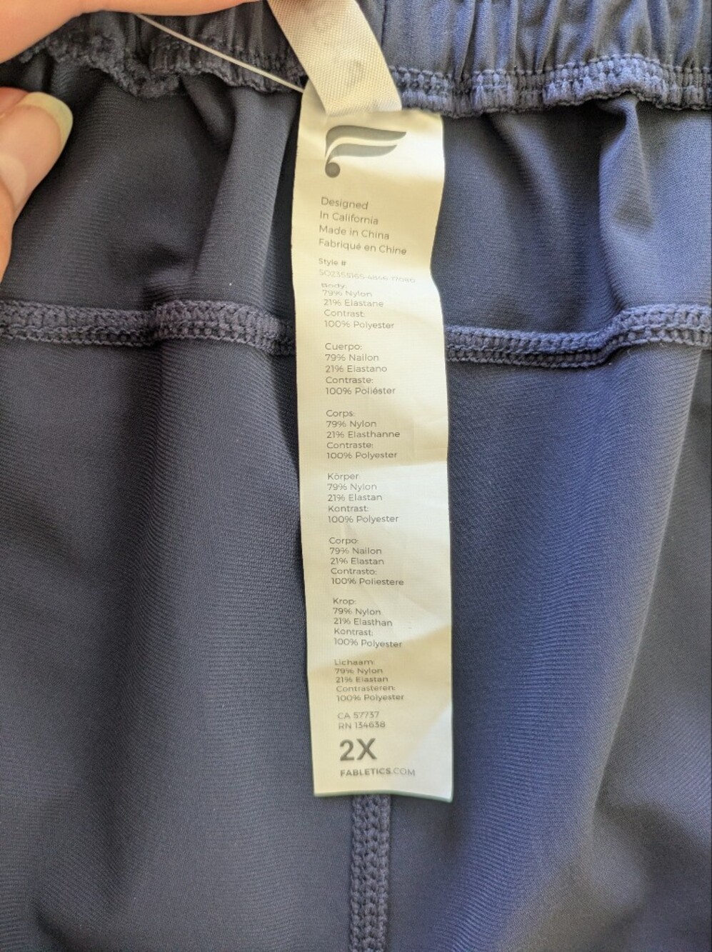 NWT Fabletics The One Women's Short Deep Navy Plus 2X 5" Inseam Zippers Summer - Picture 6 of 6